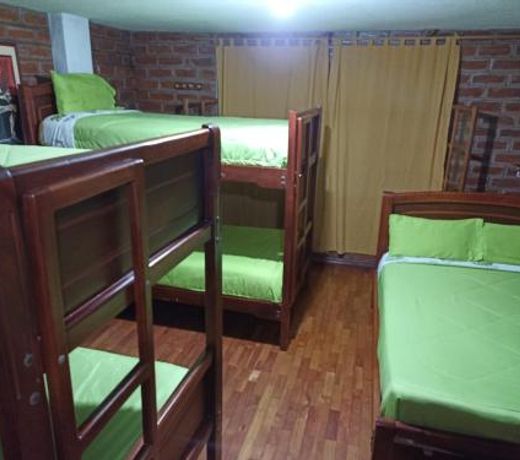 Hostal Dmathias INN