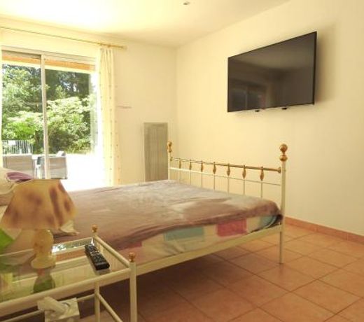 RARE - Escale Bicolore - Bas de villa privé proche de Cassis avec PISCINE CHAUFFÉE