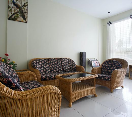 OYO 90153 U Stay Hotel