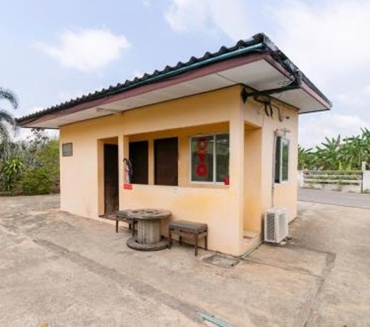 OYO 75392 Phachuen Resort
