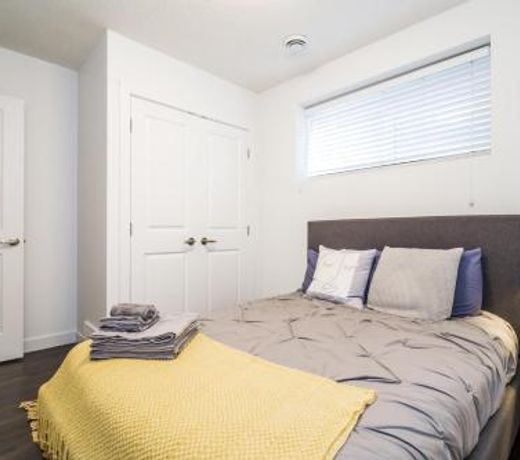 VIBRANT EXECUTIVE HOME I World of Science Centre I w free parking & Fast WiFi!