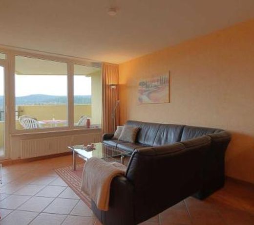 Apartment 452