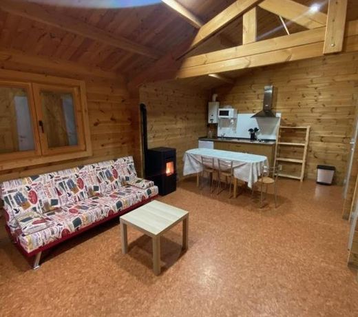 Bungalow & Camping Fuente De Regrustan