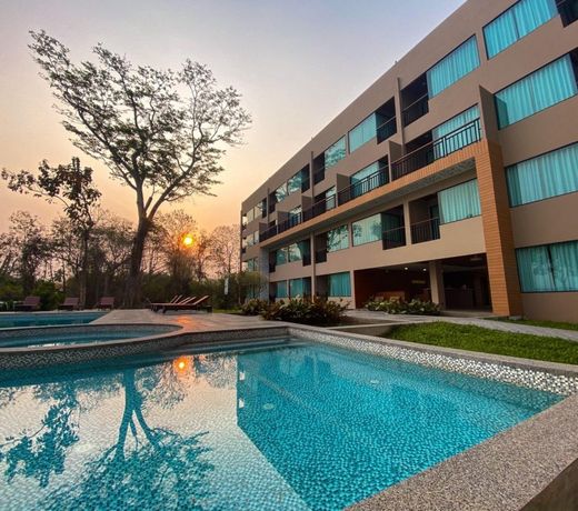 River Tree Resort