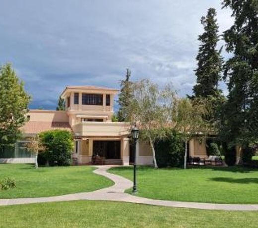 Casa Agostino - Luxury wine and hotel in Bodega Agostino