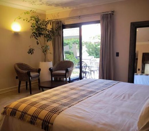 Casa Agostino - Luxury wine and hotel in Bodega Agostino