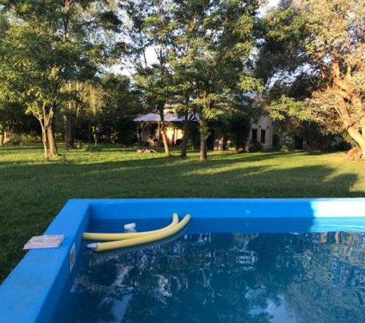 Baradero - La vida de campo a una hora del Obelisco! km142 R9 - las chapas casa de campo baradero