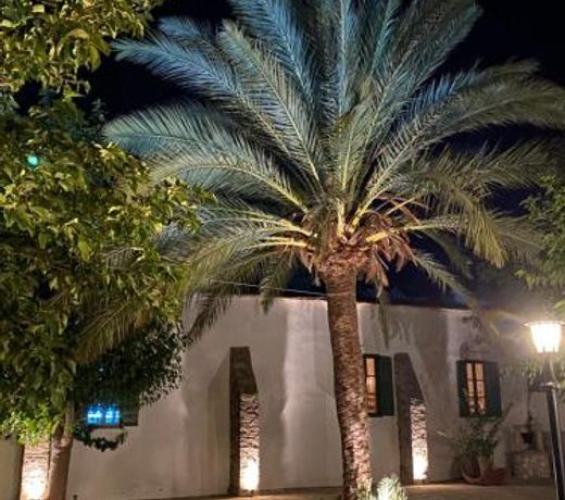 The Courtyard Episkopi Guest House