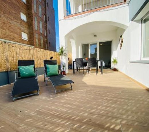 70 M2, APARTAMENTO CERCA DE LA PLAYA, APTO MINUSVALIDOS.