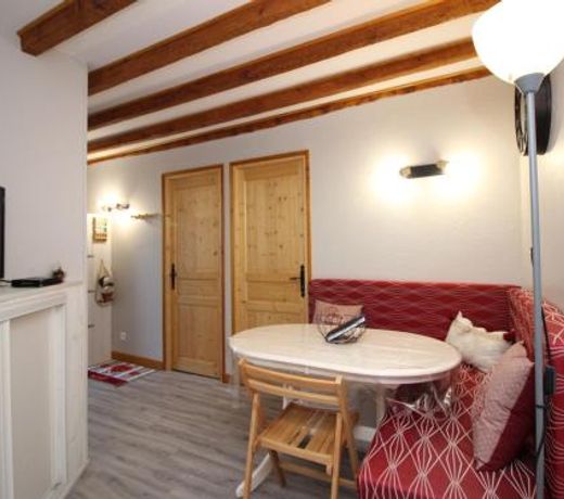 Appartement La Bourboule, 3 pièces, 5 personnes - FR-1-608-128