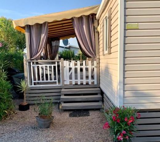 Magic Mobile Montourey, 3 chambres, 2 salles de bain, piscine disponible sur place