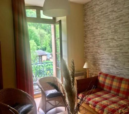 T2 résidence Grand Hotel appt 102 - village thermal montagne