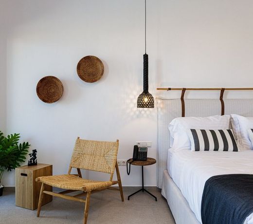 Eleven Boutique Suites