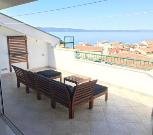 Apartments Leut