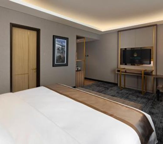 Sutasoma Hotel