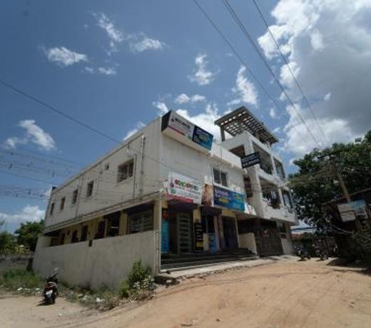 SRIVARI Premium Homestays