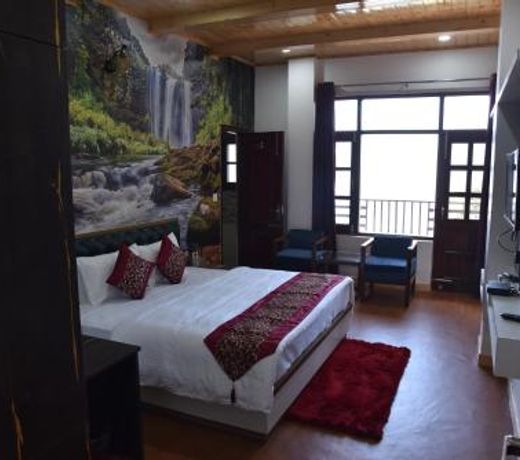 SLEEPING BUDDHA VIEW