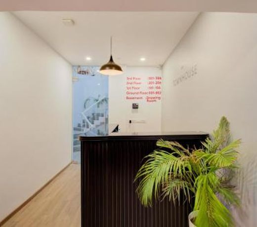 Hotel Maitrayee