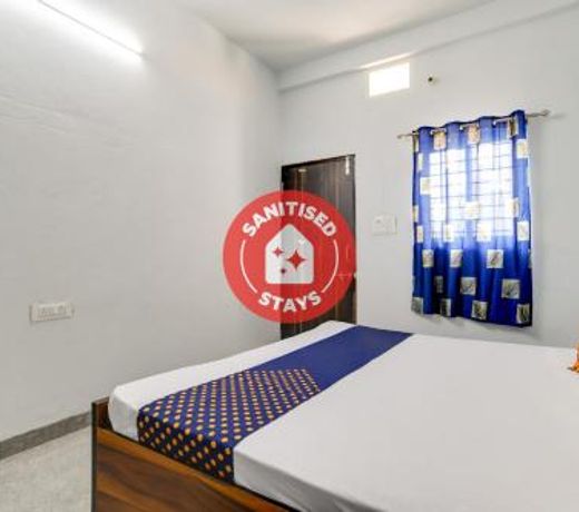 SPOT ON 78070 Hotel Sai Leela