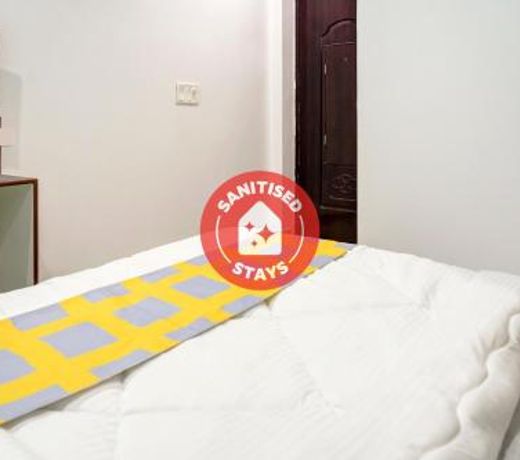 Vaccinated Staff- OYO Flagship 79099 Hotel Blue Sapphire Canal Road