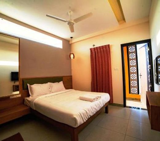 Sarvam Serviced Apartment