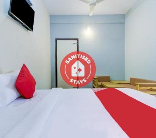 OYO 78010 Beach Residency