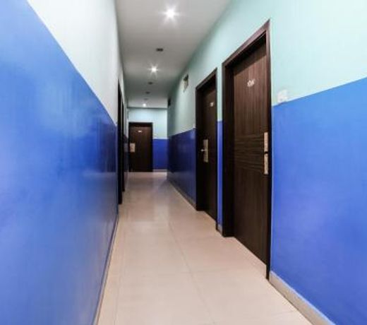 FabHotel Parashuram
