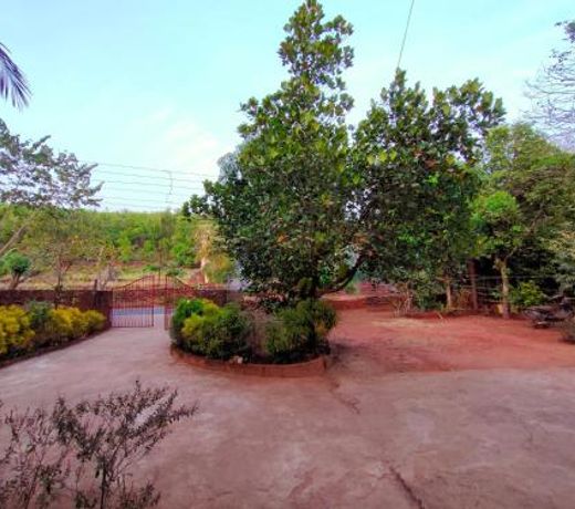 Gayatri Niwas