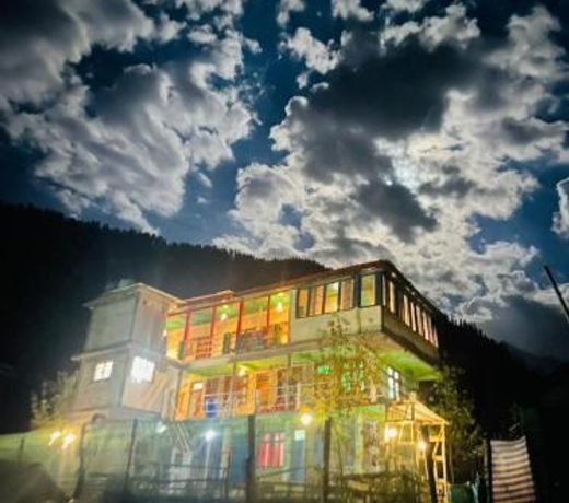 New Moonlight Guest House