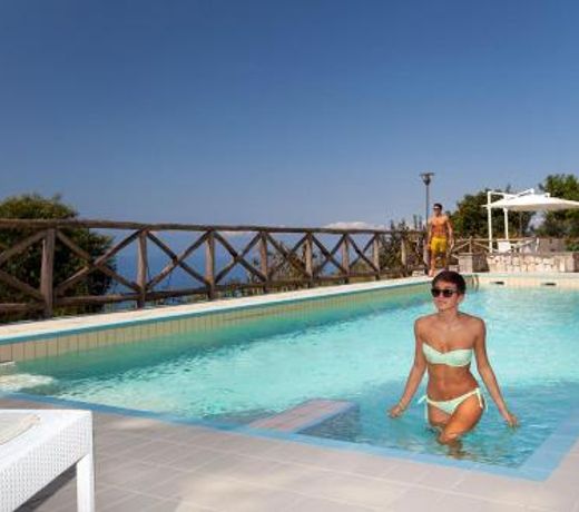 Amore Rentals - Villa Daniela