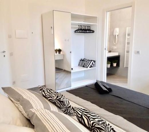 BBKING SARONNO XENIA ROOMS