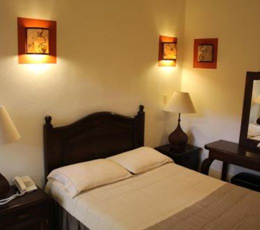 Casa del Virrey Hotel and Suites