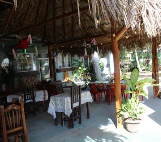 Mayan Villas Hotel Christmas & New Year Party !