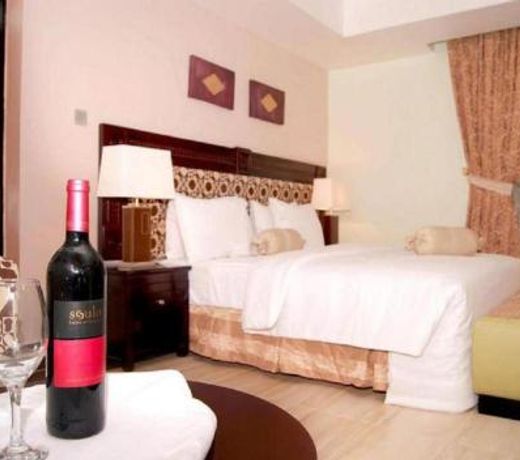 XcelOriental Hotel&Suites