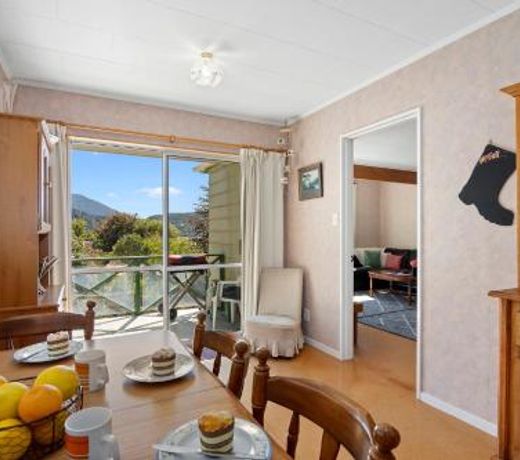 McFalls Bach - Havelock Holiday Home