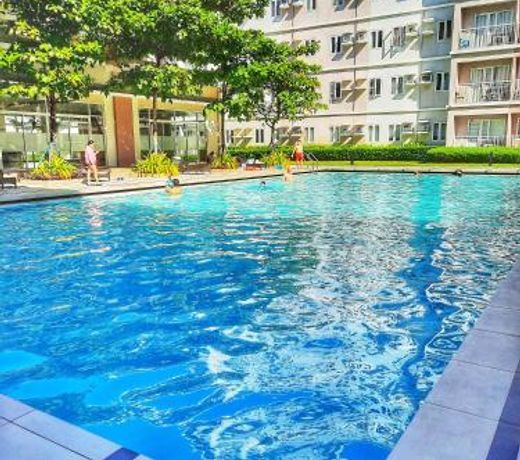 Fully furnished 1BR @Trees Residences