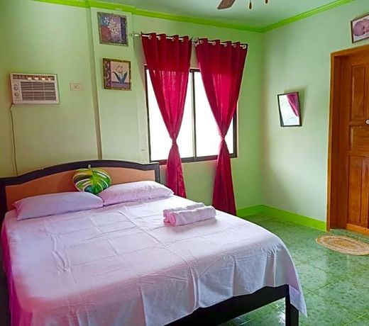 RedDoorz @ Garcia Hernandez Bohol