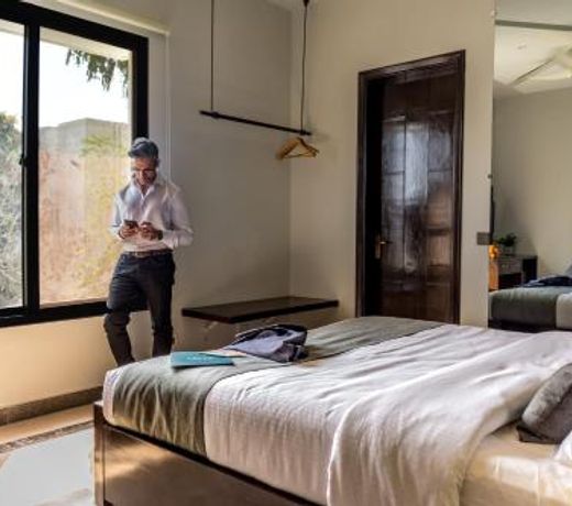 LOKAL Rooms x Shahrah-e-Faisal (PECHS)