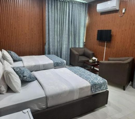 Royal Motel Executive