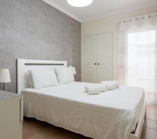Jaune - 50 meters to the beach - Quarteira