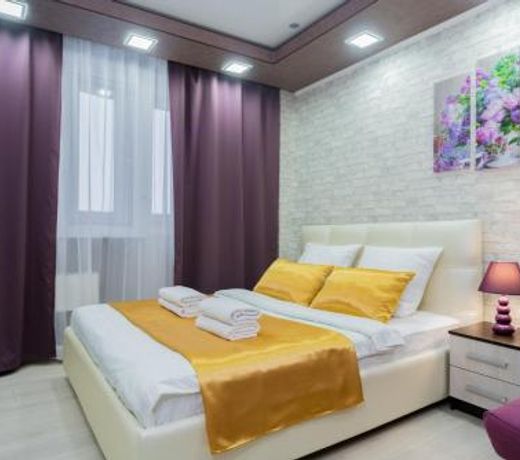 Five Stars Lilac Alley