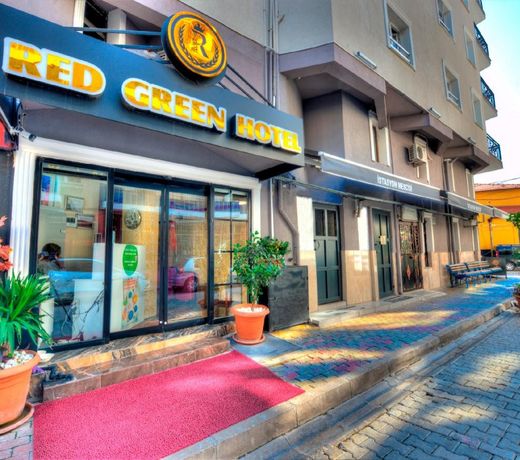 Red Green Hotel