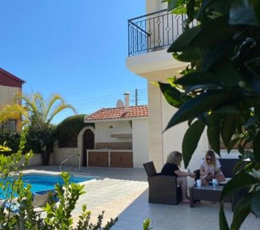 EPISKOPI VILLA, Luxury 4 Bedroom with Pool - Limassol