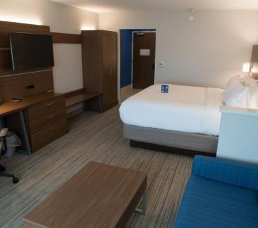 Holiday Inn Express & Suites Dayton North - Vandalia, an IHG Hotel