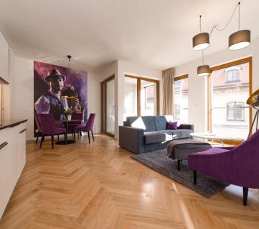 Modernes Apartment am Neumarkt