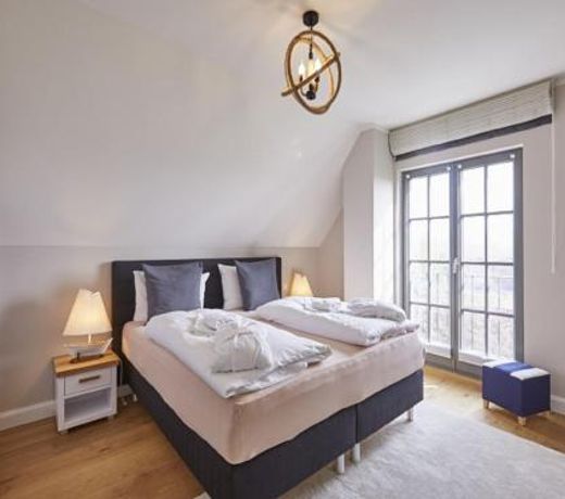 Reetland am Meer - Luxus Reetdachvilla mit 3 Schlafzimmern, Sauna und Kamin E27