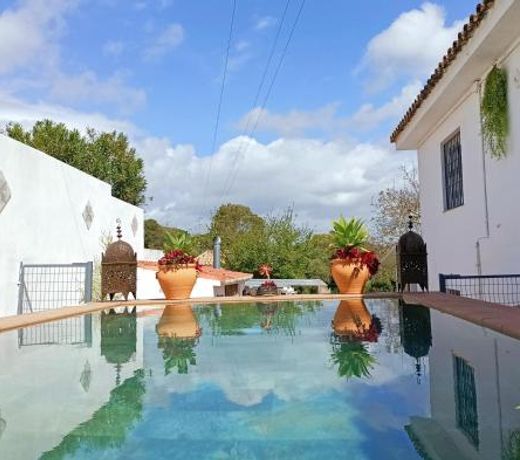 Casa Bakara