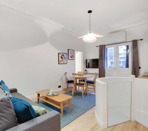 Pick A Flat's Apartment in Neuilly sur Seine - Avenue Charles de Gaulle