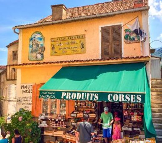 Charmant T1 plein centre Corte au 13 cours paoli wifi gratuit calme lumineux