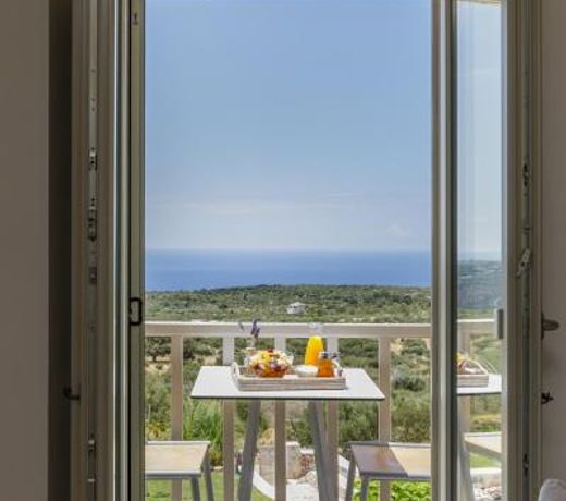 Salvia Areopolis All Suite Hotel